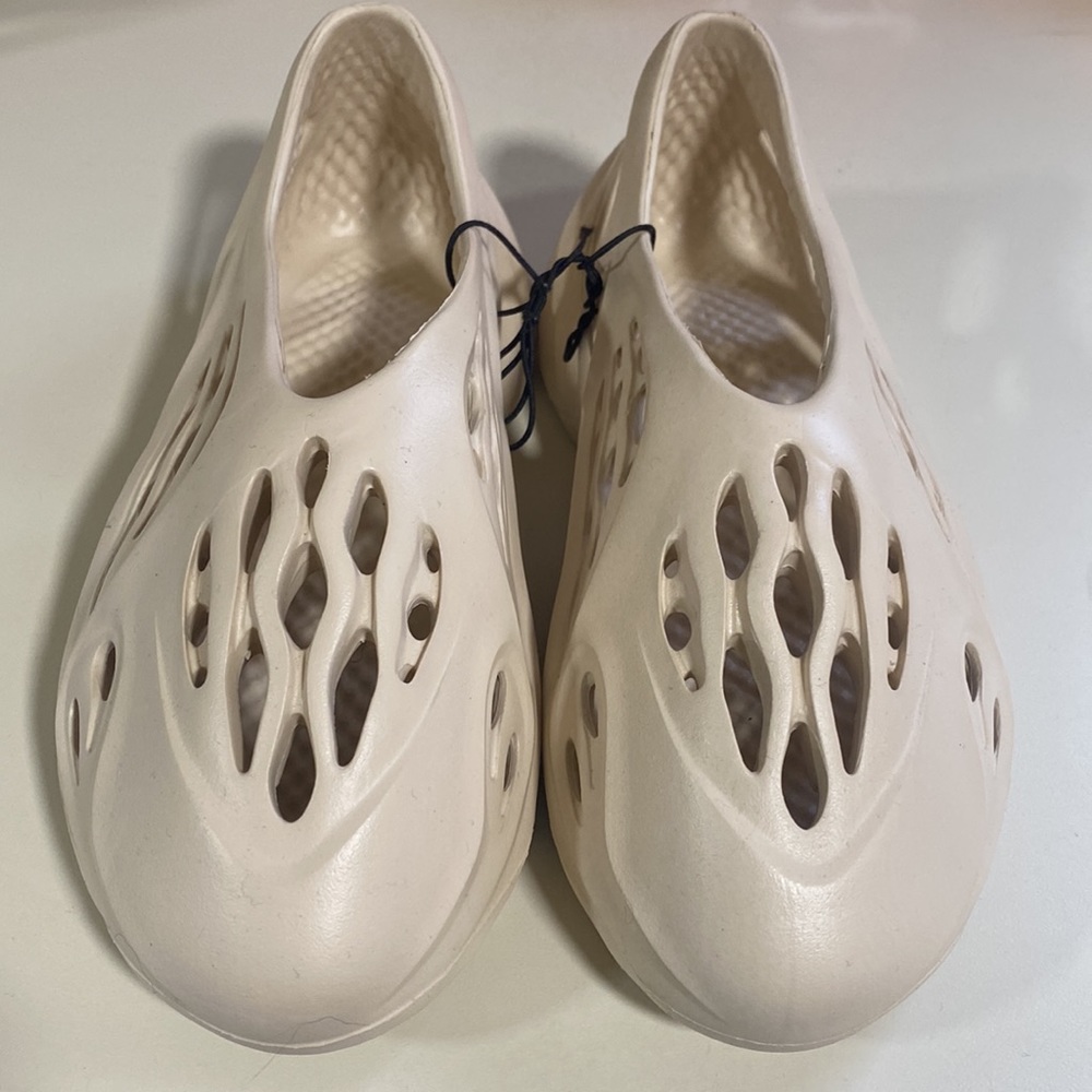 ✨ Brand New Yeezy Foam Runners INSPIRED Shoes